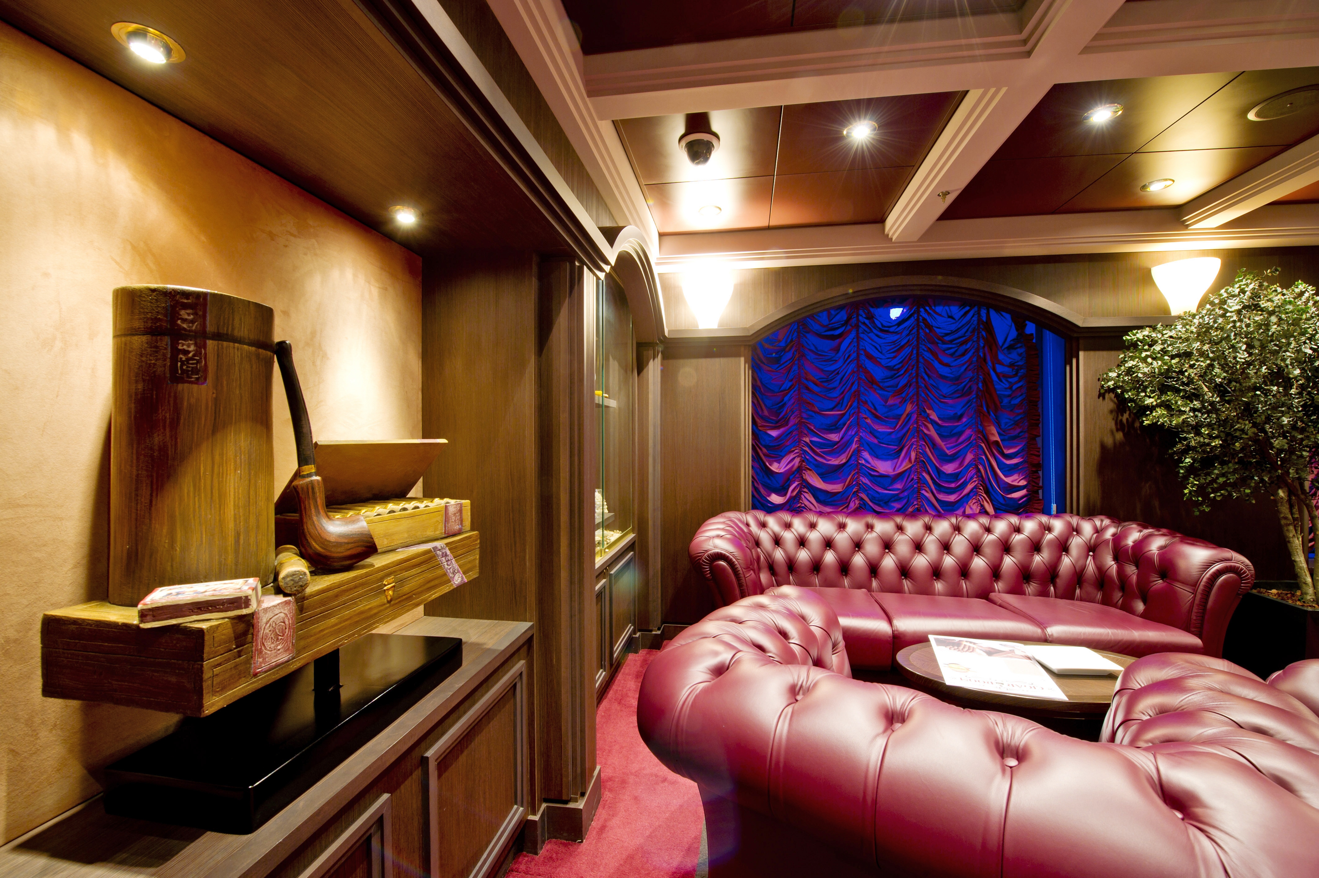 Cuba Lounge Cigar Room