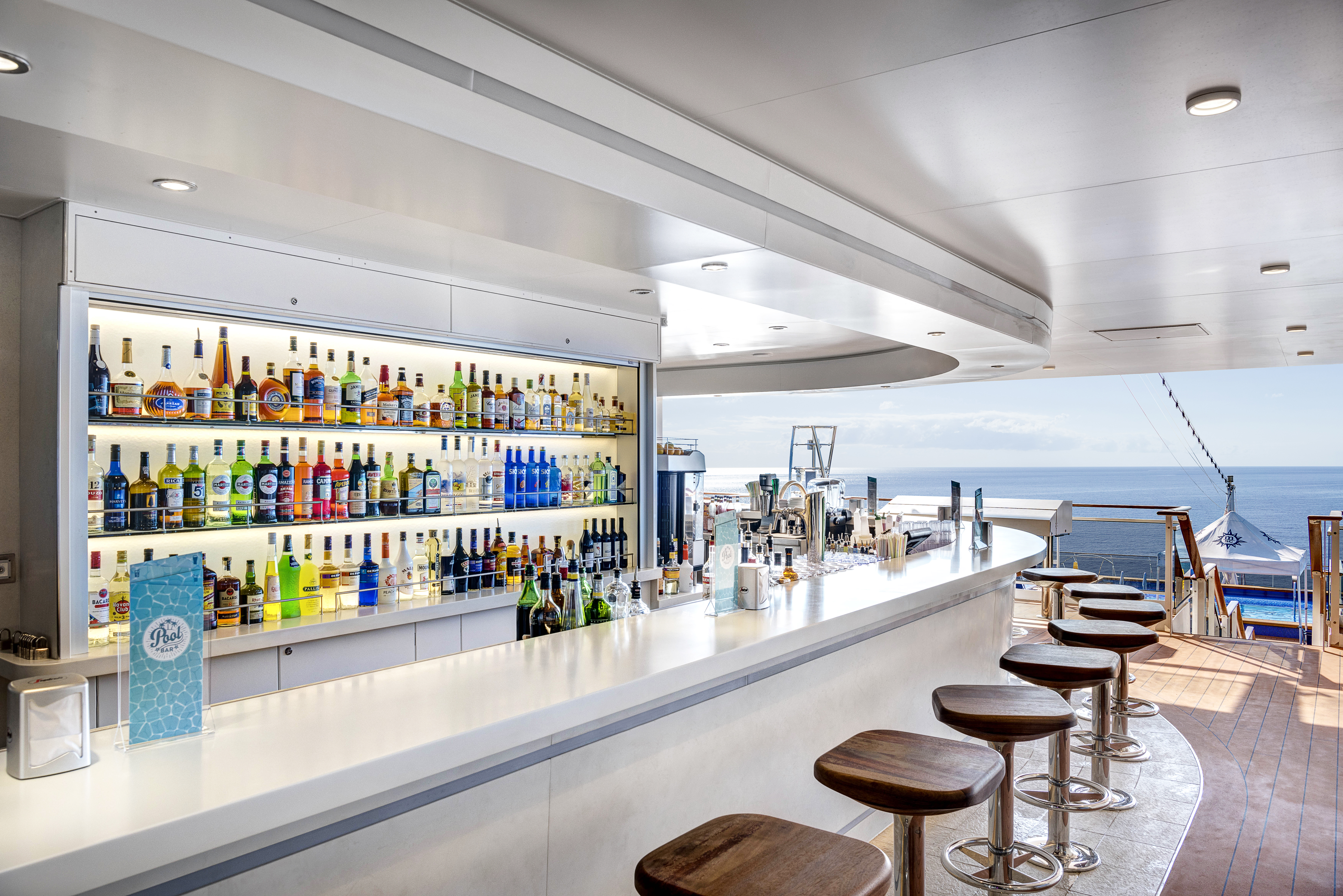 Horizon Bar