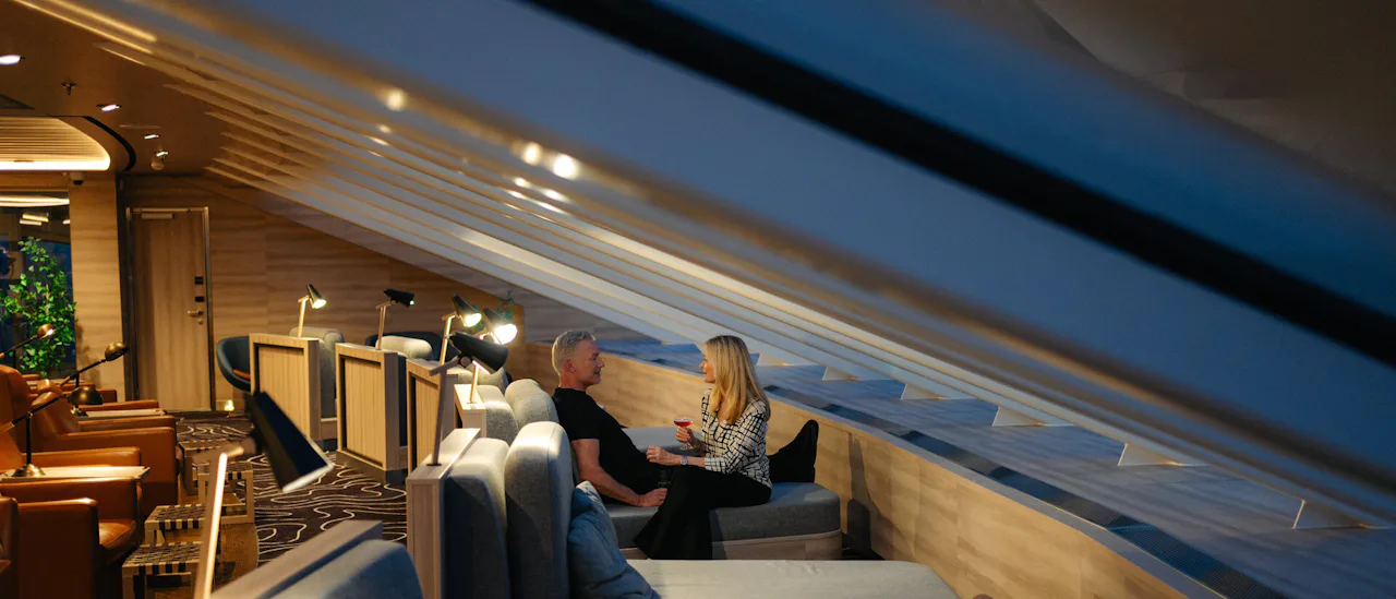 Explorer Lounge